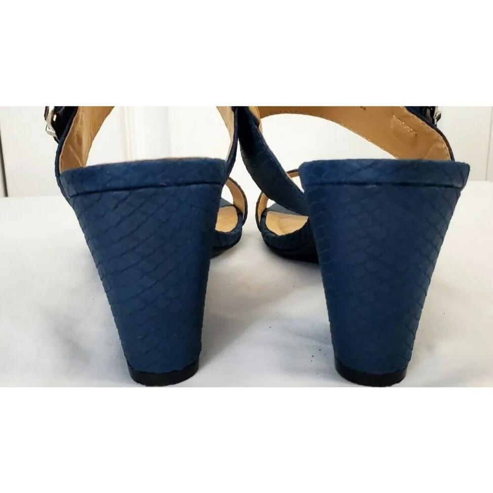 CL by Laundry Women's High Heels Size 8.5 Blue Ankle Strap Sandals EUC